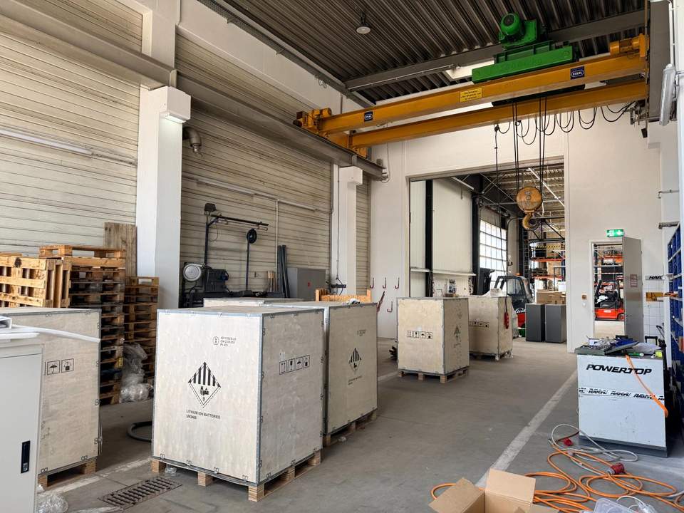 Kranhalle in TOP Lage * Miete netto 7,09/m2 *Die ersten 2 Monate kostenfrei mieten*