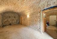 DAS PERFEKTE INVESTMENT - ÄUSSERST GROßZÜGIGE LIEGENSCHAFT MIT POTENZIAL!