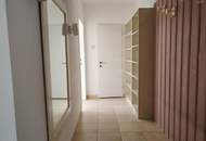 Großzügige 4-Zimmer-Wohnung mit Loggia