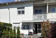 Gepflegtes Reihenhaus = 3 SZ, Keller, Garage und charmanter Garten!