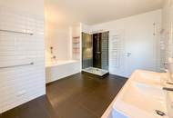 4-Zimmer-Wohnung mit Loggia und einzigartigem Parkblick