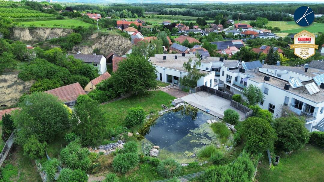 Großzügiges Penthouse mit Garten und Schwimmteich