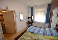 Haus mit Garten oder Gartenflächen zu verkaufen.