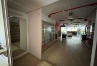 Sanierungsbedürftiges Wohn- und Geschäftshaus in Innenstadtlage