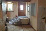 Cafe-Imbiss oder Geschäftslokal in Ennser Toplage mit möglichen Schanigarten! Mietbefreit bis zur Geschäftseröffung!