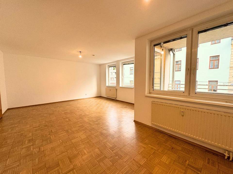 SCHÖNE 3 ZIMMER WOHNUNG MIT LIFT IN WIEN