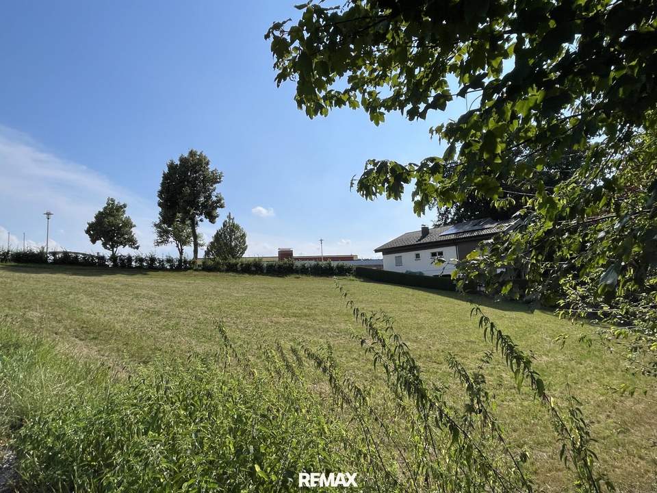 Attraktives Baugrundstück für Ihr Eigenheim in 4760 Raab, Oberösterreich – ideal für junge Familien!