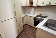 Wow-Eckwohnung im Prunkstück von 1918 – 68 m² Licht & Charme zum Hammerpreis – Ihre Chance zur Sanierung!