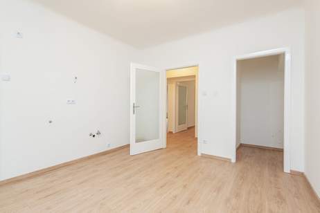 Günstig - Sehr helle 2-Zimmer Wohnung direkt am Reumannplatz - wahlweise mit 8% Rendite!, Wohnung-kauf, 294.000,€, 1100 Wien 10., Favoriten