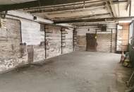 Ausstellungsraum, Werkstatt, Lager... Mietinteressenten vorhanden. Zusätzlich Wohnung oberhalb möglich.