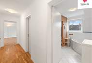 Helle 2 Zimmer Dachgeschoßwohnung | Große Terrasse | Hofseitiger Balkon | Sauna