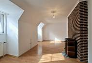 Sofort verfügbare DG-Eigentumswohnung im zentraler Lage