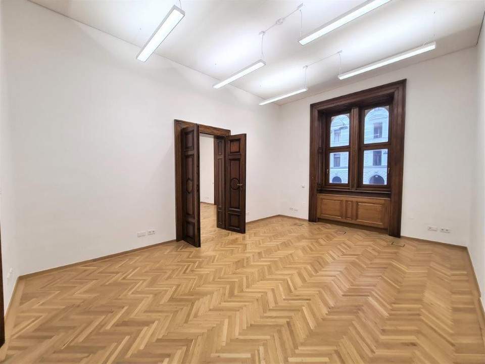 Börsegasse: Repräsentatives Altbau-Büro