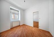 Sanierte Liegenschaft mit Fernwärme! Renovierungsbedürftiger 2-Zimmer-Altbau beim Mittersteig!