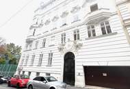 KLASSISCHES ALTBAUAPARTMENT MIT BALKON