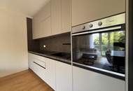 Hochwertig möblierte Luxuswohnung in Bestlage! 3 Zimmer | Überdachter Balkon | Tiefgaragenplatz inklusive| Blick ins Grün | Zwichen Bahnhof und Innenstadt gelegen