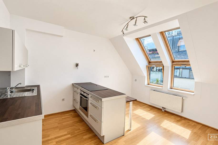 Oben wohnen. Mittendrin leben. – Dachgeschosscharme im Herzen von Perchtoldsdorf | ZELLMANN IMMOBILIEN, Wohnung-miete, 998,66,€, 2380 Mödling