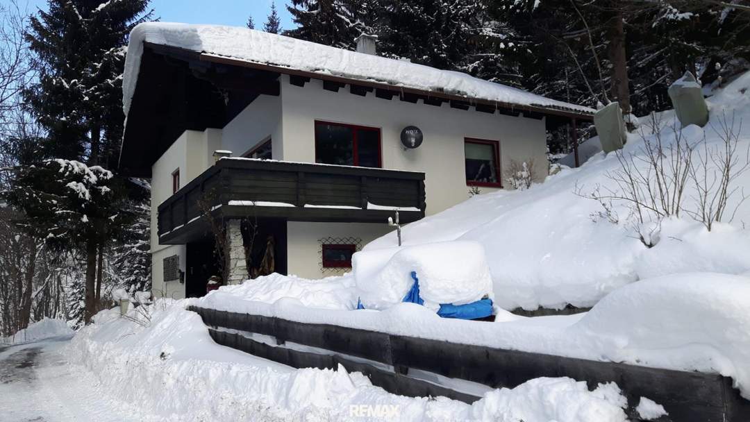 Gepflegtes Landhaus in ruhiger Aussichtslage!