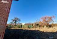 Idyllisches Kleingartenhaus im Rohbau am Wiener Neustädter Kanal