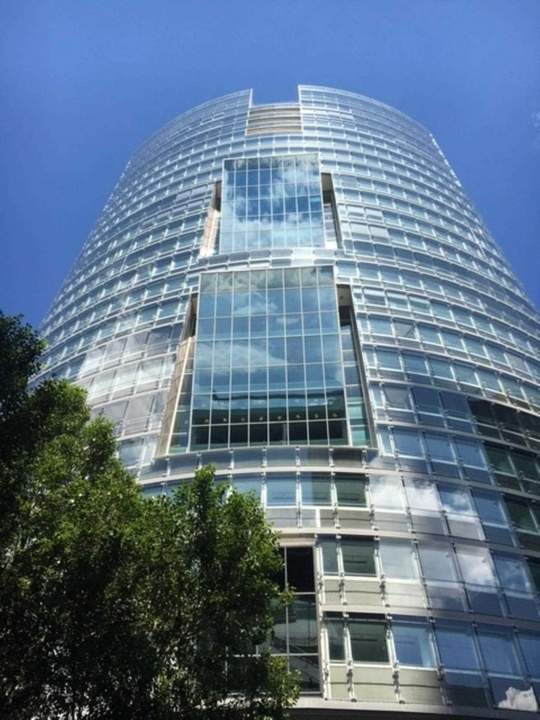 Andromeda Tower - Büro- und Gastroflächen in einem dynamisch wachsenden und optimal gelegenen Stadtteil