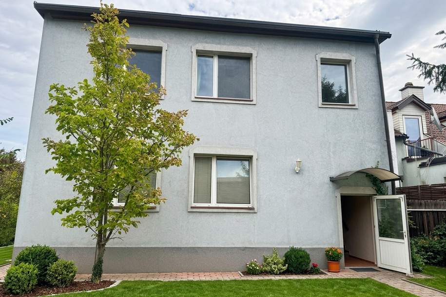 Großzügiges Wohnhaus auf sonnigem Grundstück -ruhige Siedlungslage, Haus-kauf, 585.000,€, 2700 Wiener Neustadt(Stadt)