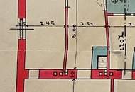 Attraktive 2 Zimmer Altbauwohnung in gepflegtem Altbau zum selbst gestalten