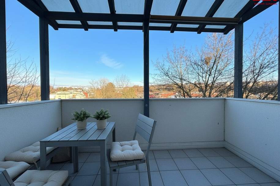 Ebelsberg: Großzügige 3-Zimmer-Dachgeschosswohnung mit Balkon! Verfügbar ab 01.02.2026!, Wohnung-miete, 885,90,€, 4020 Linz(Stadt)