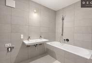 / ERSTBEZUG / 3 ZIMMER / AB SOFORT VERFÜGBAR / FREIFLÄCHE