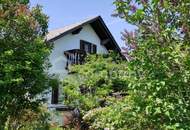 Am beliebten Rosenberg! Altes Bauernhaus in unverbaubarer, ruhiger, sonniger Lage mit großem Baulandgrundstück