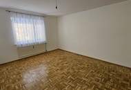 Großzügige 3 Zimmerwohnung mit Rundgang und Loggia