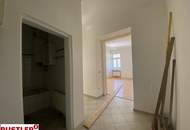 Herrschaftlich Wohnen am Tivoli | großzügige 3-Zimmerwohnung in prachtvollem Altbauhaus!