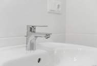 Komplett sanierte 2-Zimmer-Wohnung mit Loggia