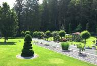 Landhaus mit Hallenbad, ca. 7.000 m² Garten, erhöhte Waldrandlage mit Ganztagessonne Nähe Stainz!