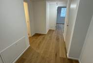 Exklusive Dachgeschosswohnung mit 2 Terrassen in Top-Lage