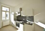 Helle 2-Zimmer-Wohnung mit separater Küche