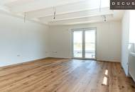 EXKLUSIVES SEEHAUS MIT EIGENEM STEG