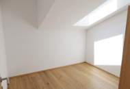 Helle 3-Zimmer-Dachgeschosswohnung mit Balkon und bester Anbindung nach Salzburg