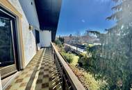 GROßZÜGIGES ZWEIFAMILIENHAUS MIT 1.548 m² TRAUMGARTEN IN ZENTRALER GRÜNLAGE