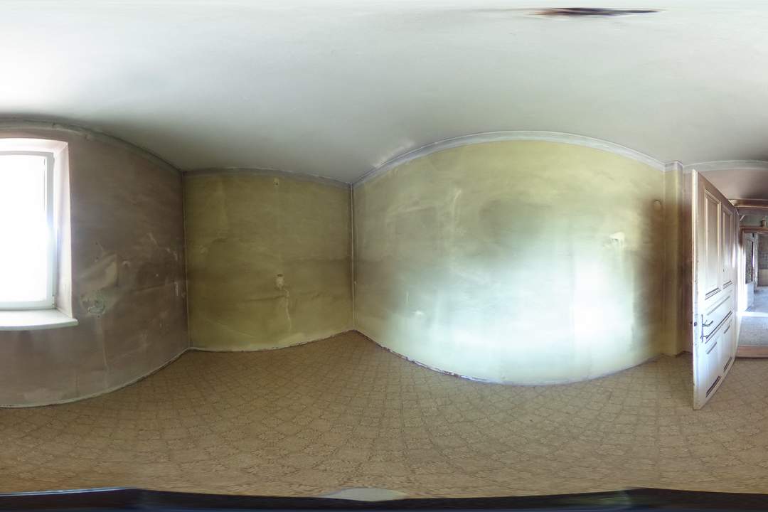 Sanierungsbedürftiges Landhaus!