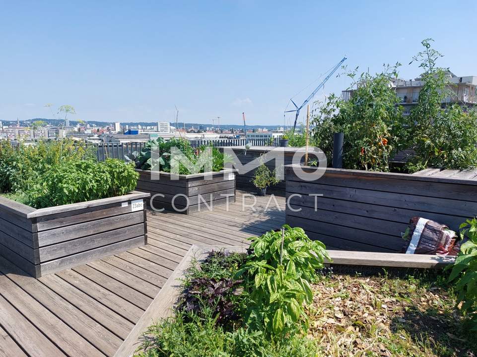 WEIHNACHTSAKTION: 1. MONAT MIETFREI: SCHÖNE 2-ZIMMERWOHNUNG MIT TOP AUSSTATTUNG+ BALKON + TG