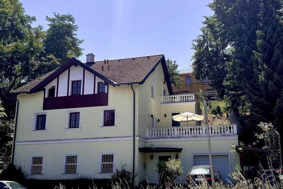 Bisamberg ! Großes stilvolles Familienhaus am Fuße des Bisambergs mit traumhafter Aussicht !, Haus-kauf, 1.270.000,€, 2102 Korneuburg