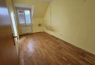 PROVISIONSFREIE 3 ZIMMER DACHGESCHOSSWOHNUNG ! FLORIANIWEG 1!