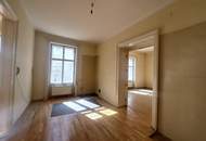 UNBEFRISTET - <> Repräsentatives 7-Zimmer Altbau-Büro mit Blick auf das Rathaus – ca. 300 m² in bester Innenstadtlage