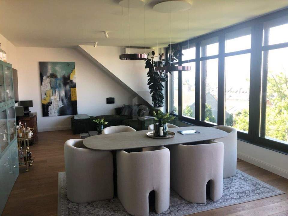 EINZIGARTIGES WOHNERLEBNIS MIT WINTERGARTEN UND 3 DACHTERRASSEN