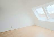Traumhafte DG-Wohnung mit Terrasse