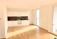 Modern Apartment with Loggia &amp; Included Garage Parking Near Klinik Floridsdorf