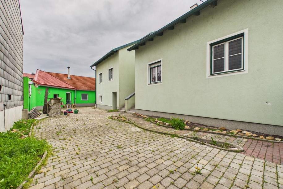 Liegenschaft mit Ausbaupotenzial: 2 Gebäude, 5 Einheiten, Haus-kauf, 250.000,€, 7081 Eisenstadt-Umgebung