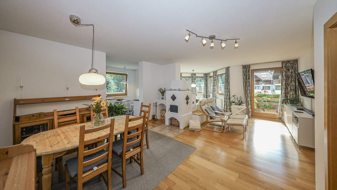 Großzügige Wohnung in zentrumsnaher Ruhelage