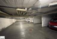 Ruhige, sanierte 3,5 Zimmer Wohnung mit Designer-Bad und Küche + Garage (optional!) in Mariahilf - beziehbar ab 01/26!