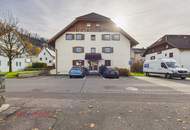 Zweistöckige Dachgeschosswohnung mit 5 Zimmern